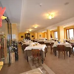 Gallo Hotel