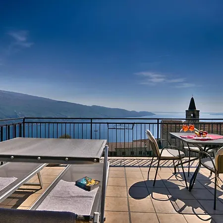 Gallo Hotel Tignale