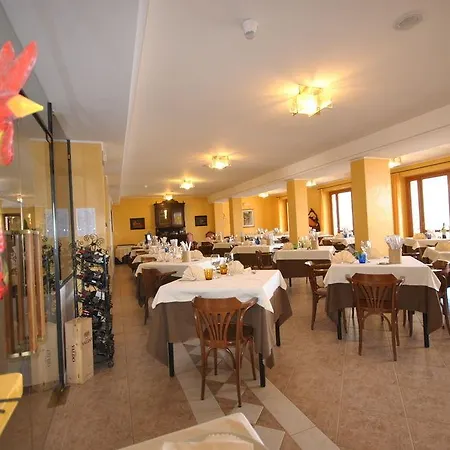 Gallo Hotel