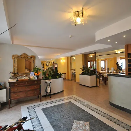 Gallo Hotel Tignale